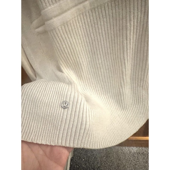Lululemon Peace Of Mind Cardigan in Heathered White, Sz 4 Hooded, MSRP $138 - Picture 9 of 9